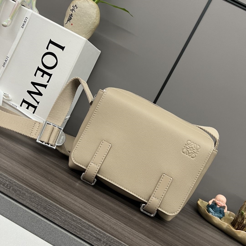 l*ew* satchel bags